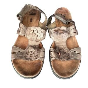 Clarks Soft Cushion Sandals Bronze Floral Hook & Loop Faux Leather Comfort Sz‎ 9